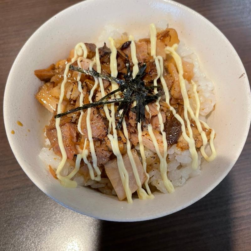 ミニチャーシュー丼(我駆 （ガク　gaku）)