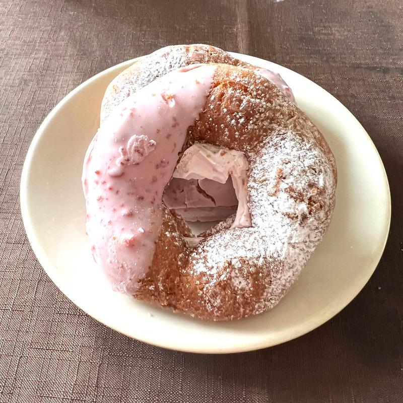 桜もちっとドーナツ五分咲き(ミスタードーナツ FOOD&TIME ISETAN YOKOHAMAショップ)