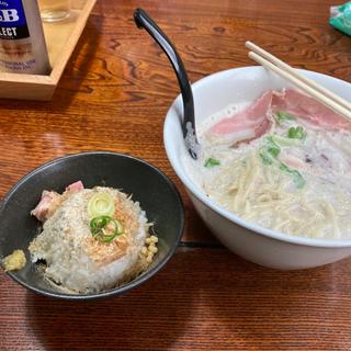 鶏白湯醤油(麺屋 鶏っぷ)