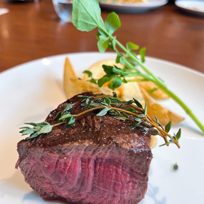 牧草テンダーロイン(Akami Modern Chop House)