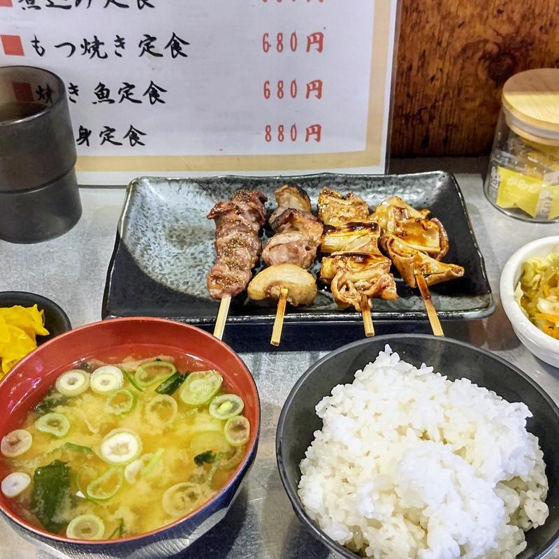 もつ焼き定食(もつ焼きばん 中目黒本店)