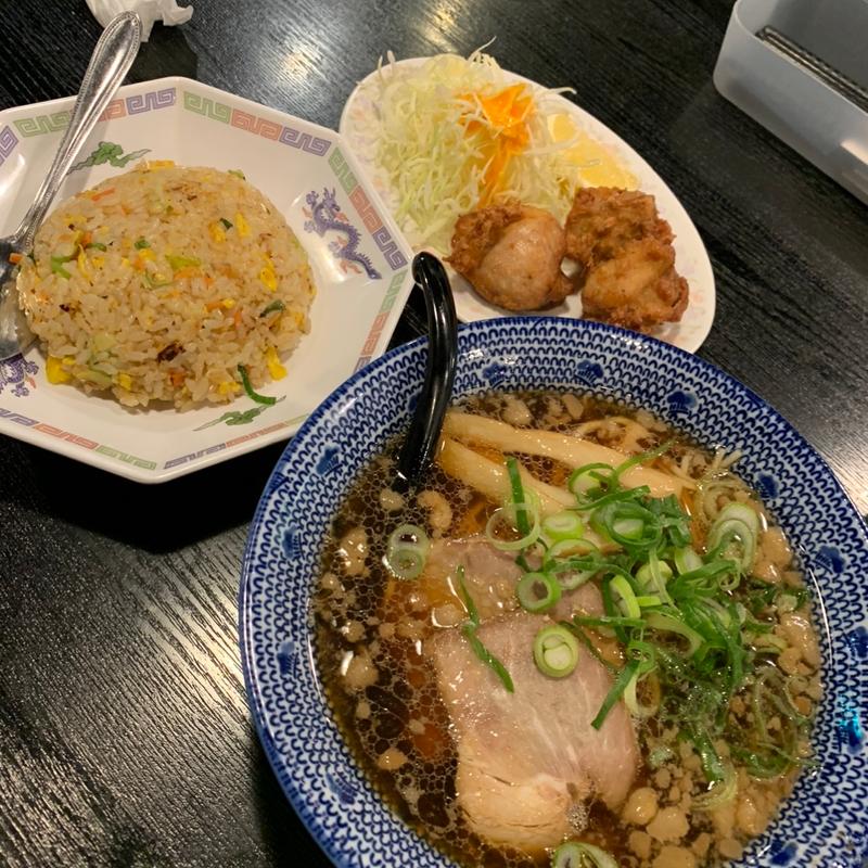 極セット(通常は豚骨ですが尾道ラーメンに変更してもらいました)(極とんラーメン 駅前店 )