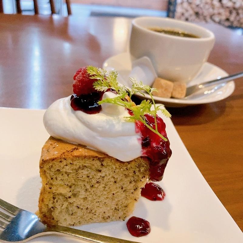 アールグレイのシフォンケーキ（ランチセット）(L,crew cafe)