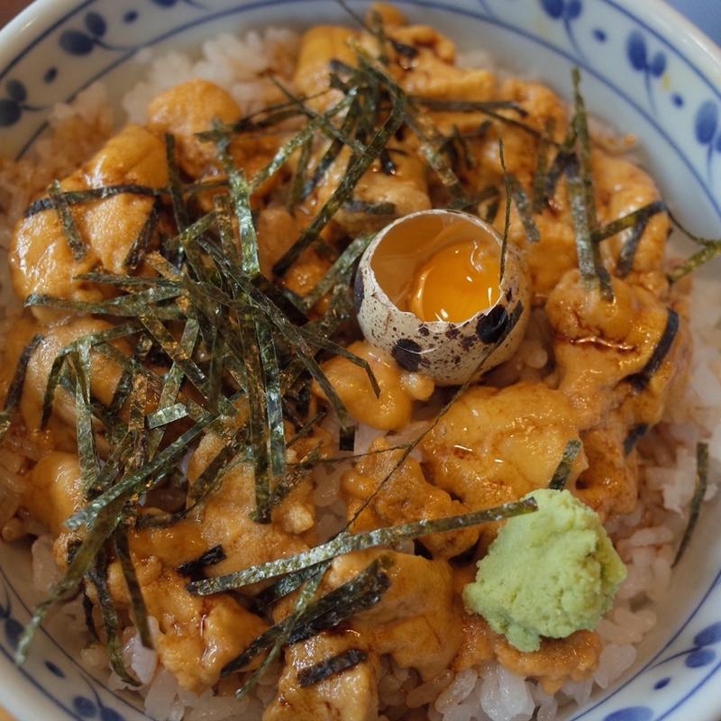 特製ウニ丼(いけす料理 ふくずみ )