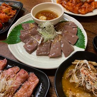 (焼肉・ホルモン料理とらじ亭上野御徒町本店)