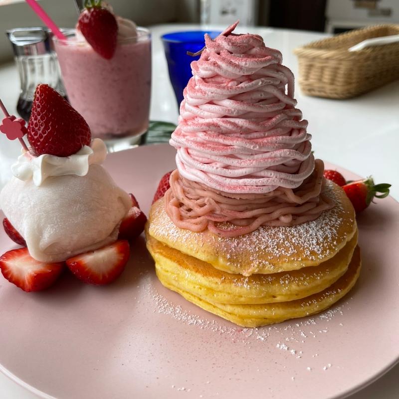 さくらモンブランパンケーキ(カフェシュシュ)