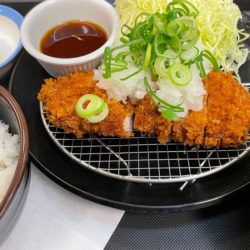 おろしポン酢ロースカツ定食(松乃家 新秋津店 )