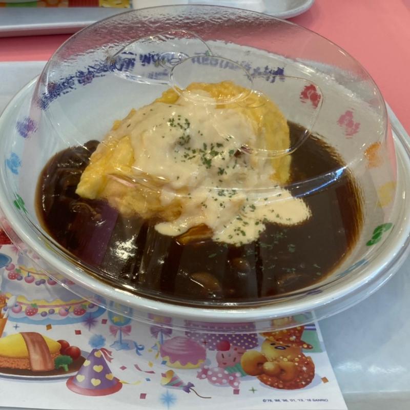 とろーりチーズのオムライス(サンリオレインボーワールドレストラン)