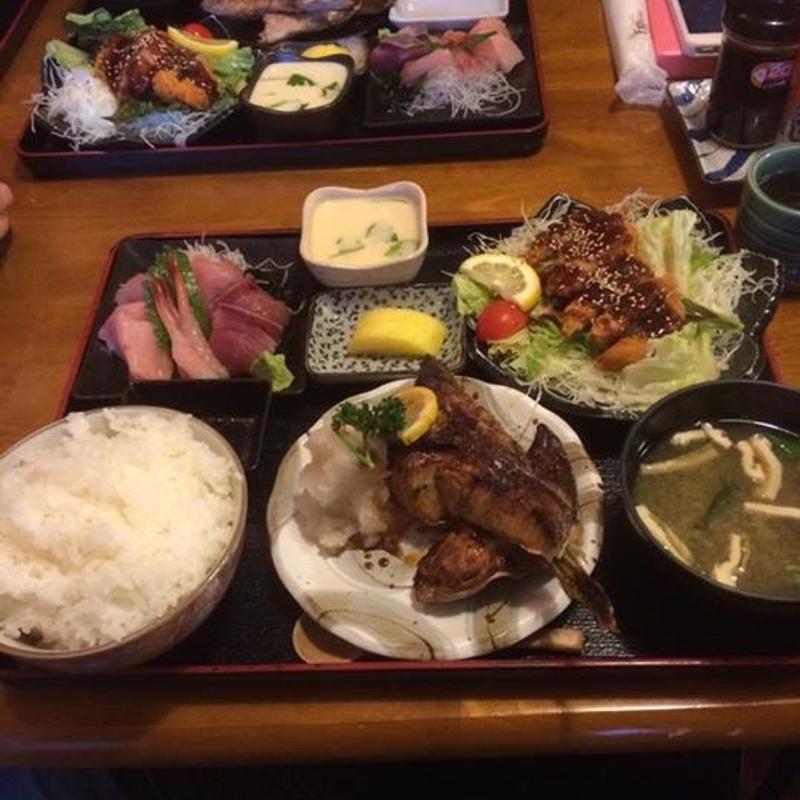 一歩おまかせ定食(ごはん処一歩)