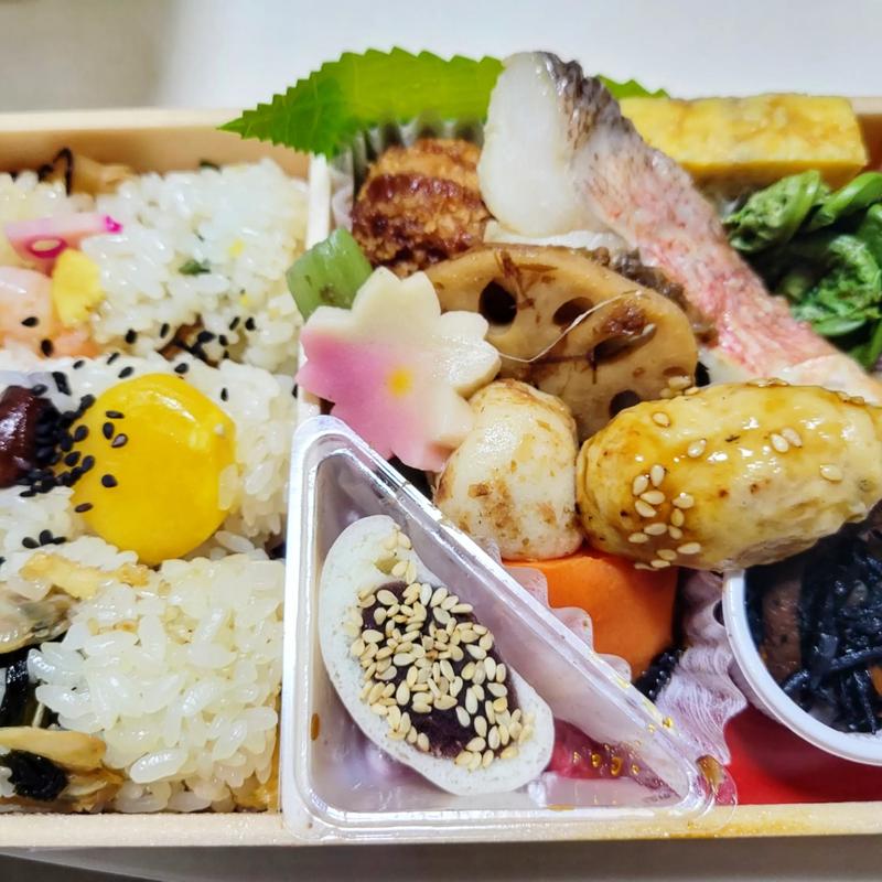 三人官女弁当(おこわ米八(よねはち) 横浜タカシマヤ店)