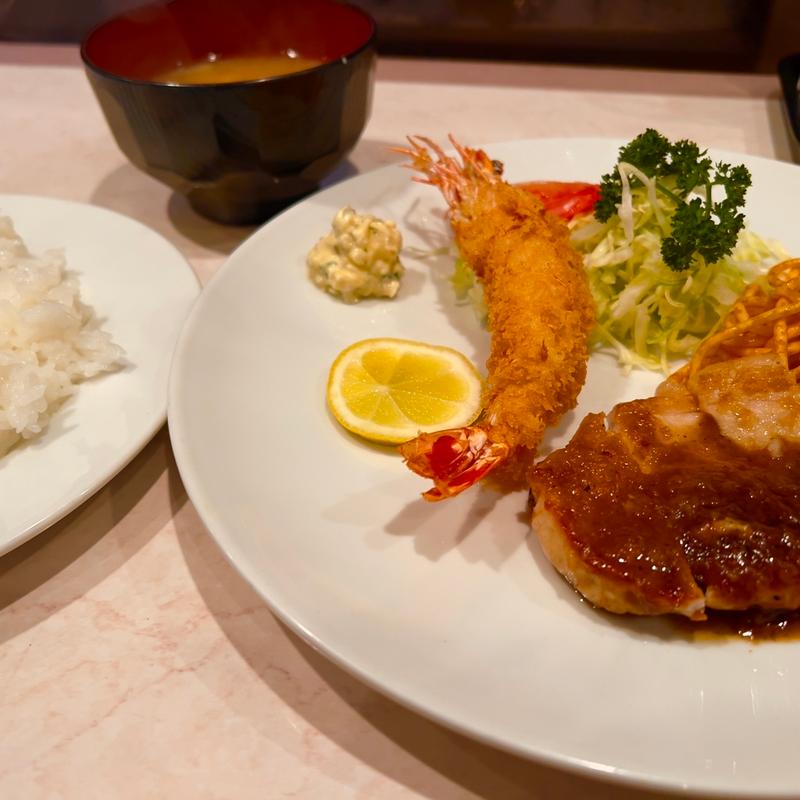 生姜焼海老フライ盛合せセット(キッチンきく)