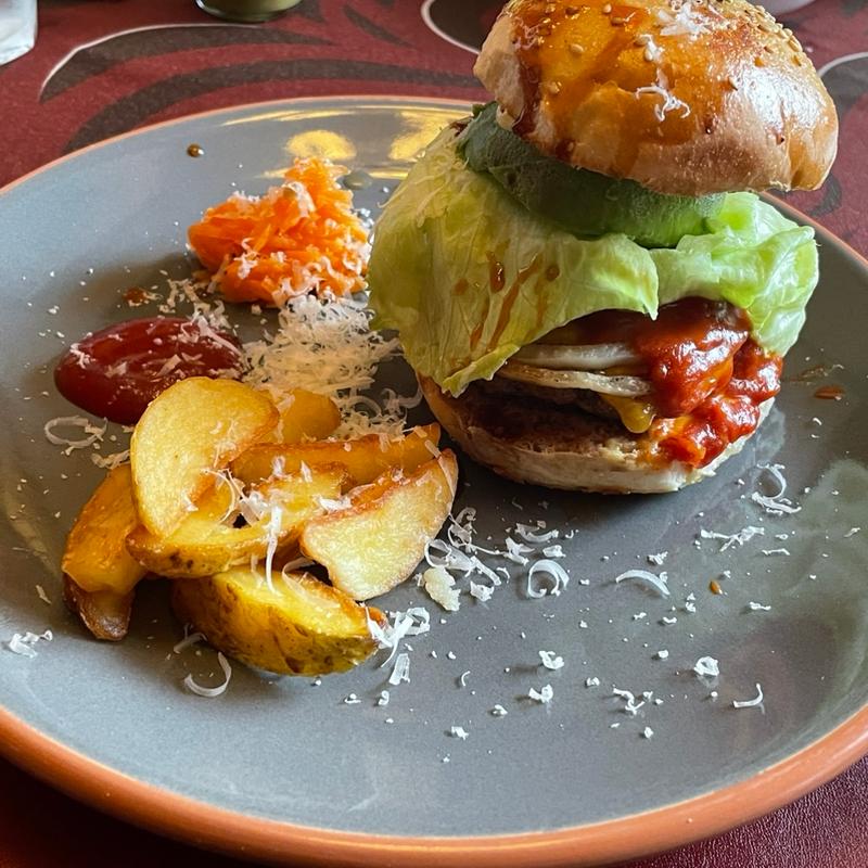 Aバーガー(オステリア　ピッカンテ　ウノ （osteria Piccaｎｔe uno）)