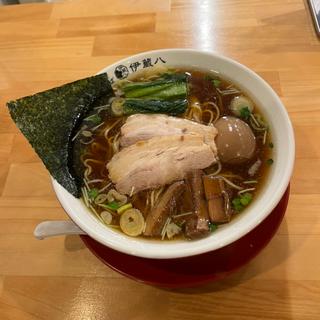 (築地の中華そば 伊蔵八)