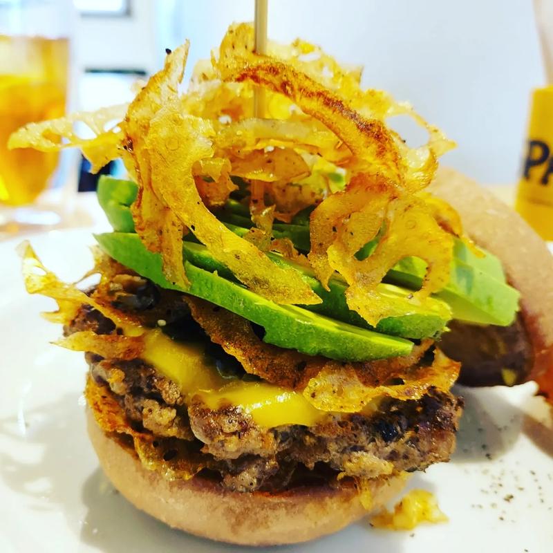 トロピカルバーガー(アオラニカフェ)