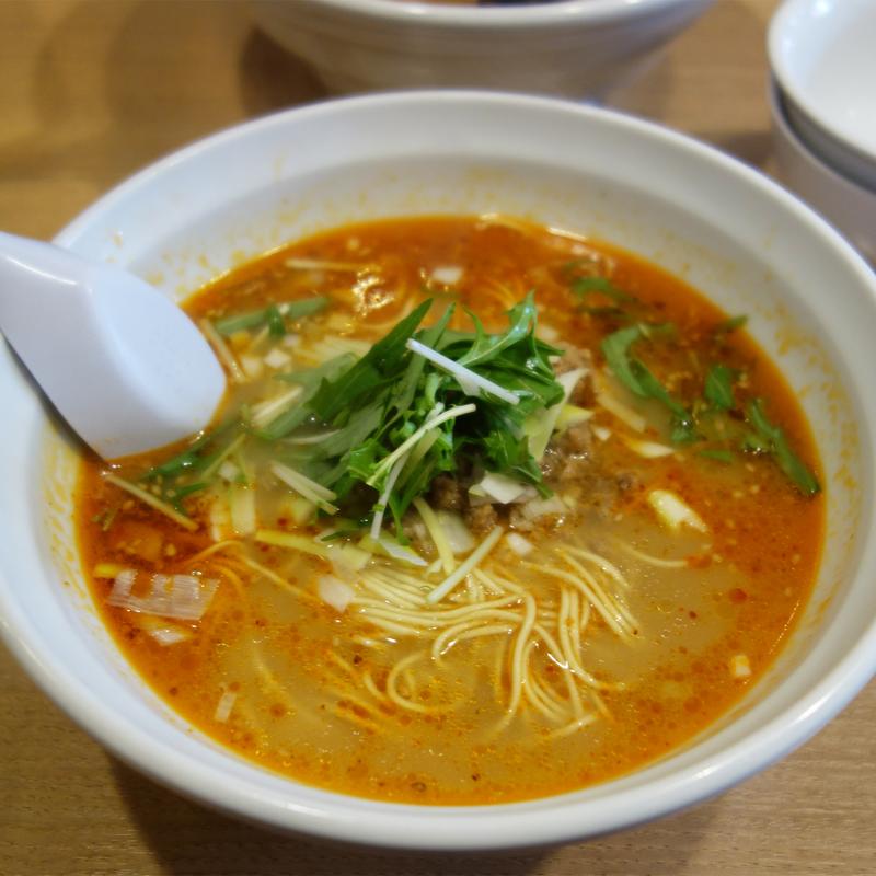 担々麺(シン中華 龍)