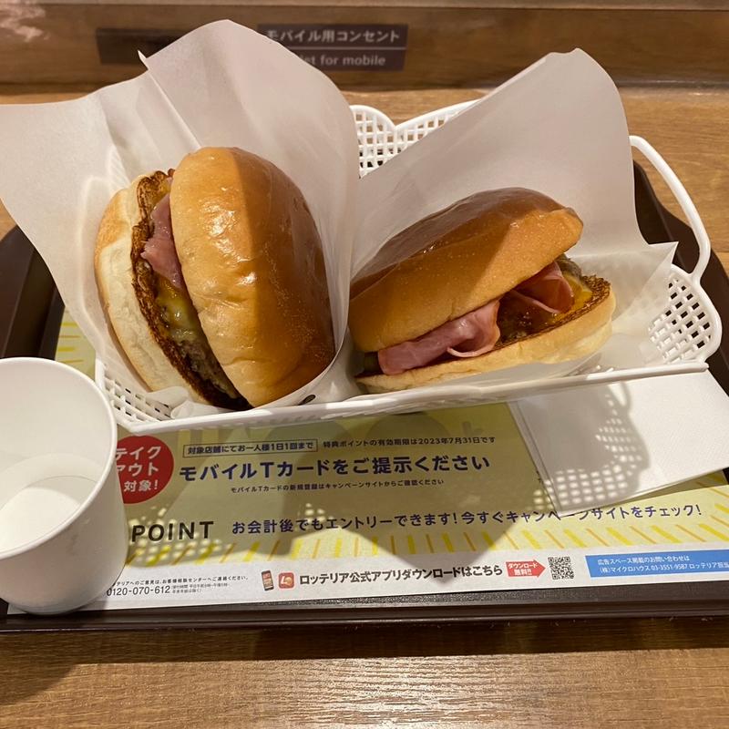 絶品チーズバーガー(ロッテリア 阪急三番街店 （LOTTERIA）)