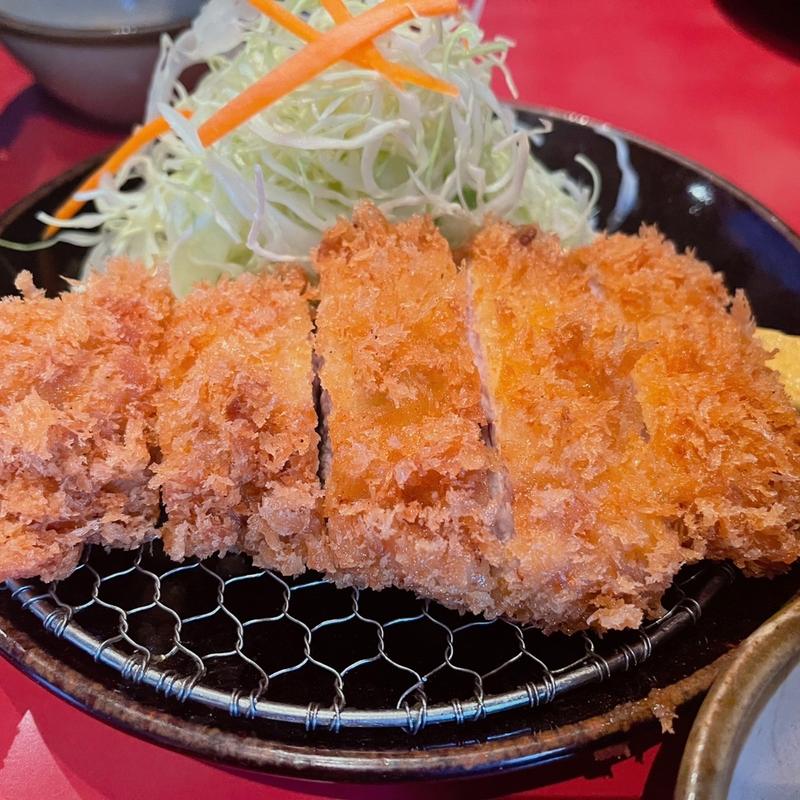 ロースカツ定食　大盛り(とんかつ 太志)
