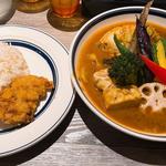 チキンと1日分の野菜20品目(Rojiura Curry SAMURAI. 下北沢店)