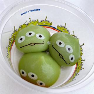 リトルグリーンまん(パン・ギャラクティック・ピザ・ポート)