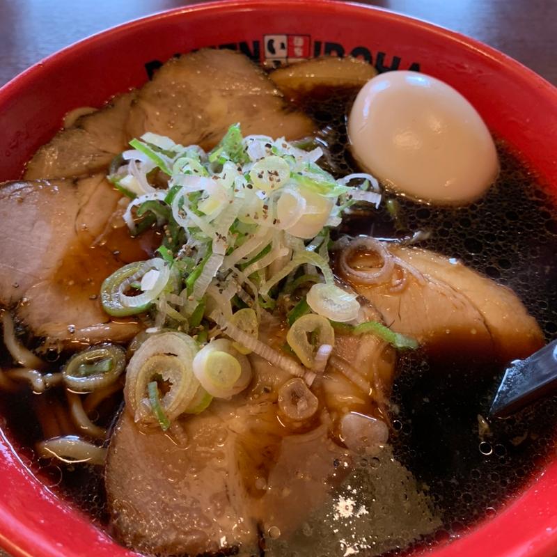 富山ブラックW肉盛り味玉入り(いろは 射水本店 )