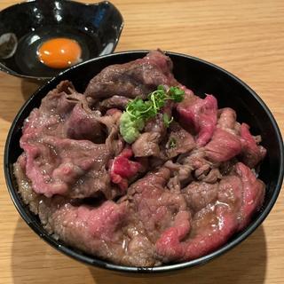 牛丼(博多炊き餃子　池ぽん)
