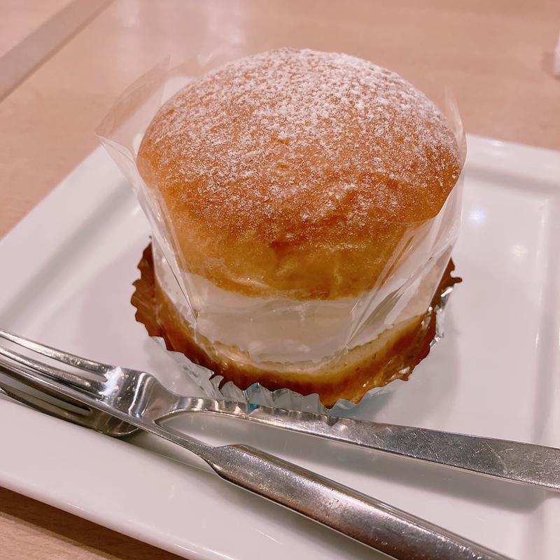 セムラ(オスロコーヒー 新宿サブナード店)