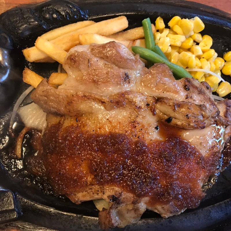 ぱりぱりチキンステーキブロンコセット付き(ステーキハウス ブロンコビリー蒲郡店)