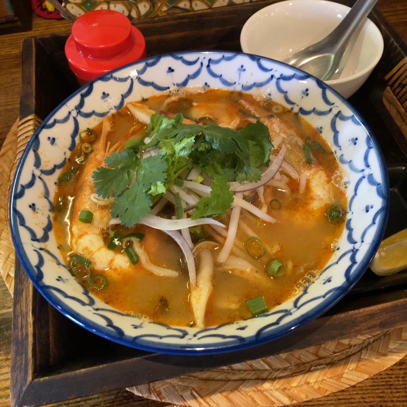 トムヤムクンフォーセット(ワルン ジャムカレット （WARUNG JAMKARET）)