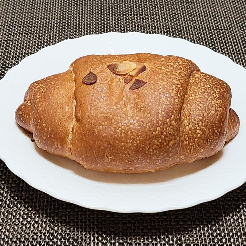 キャラメル塩パン(オイシイパンヤ)