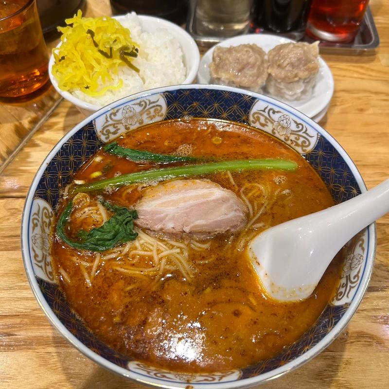 坦々麺中辛＋焼売2個(支那麺 はしご 赤坂店 （しなめんはしご）)