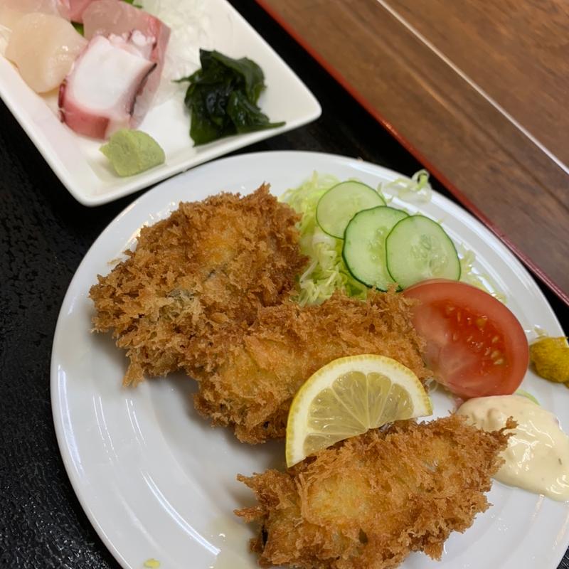 カキフライセット(刺身付)(市場食堂)
