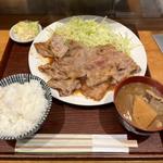 豚肉の生姜焼き定食（肉増し）(元さん 東京食堂)