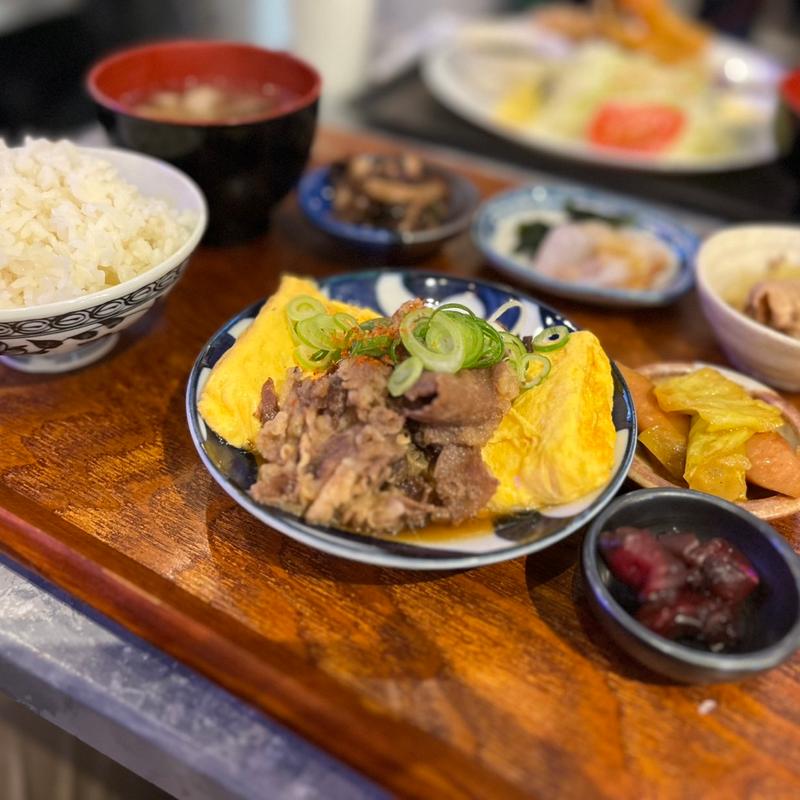 肉だし巻き定食(HUB KITCHEN)