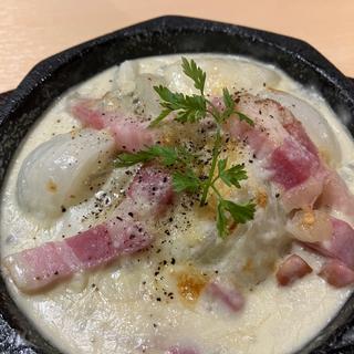 新玉葱のゴルゴンゾーラチーズ焼き(ヱビスバー 札幌アピア店 (YEBISU BAR Sapporo Apia))
