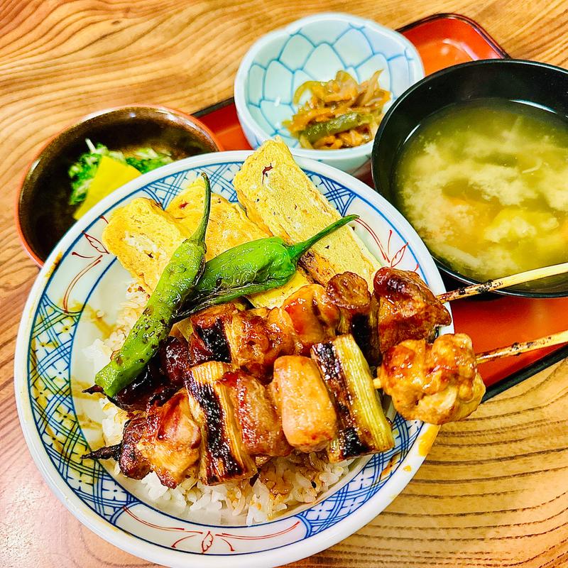 焼き鳥丼定食(玉子家)