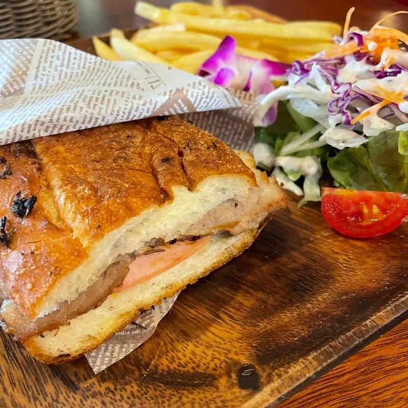 ランチBセット(ハワイアンカフェ ALOHAS（アロハス）| 深井/カフェ)