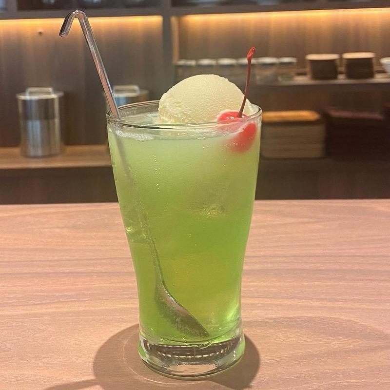 クリームソーダ風カクテル(茶珈堂)