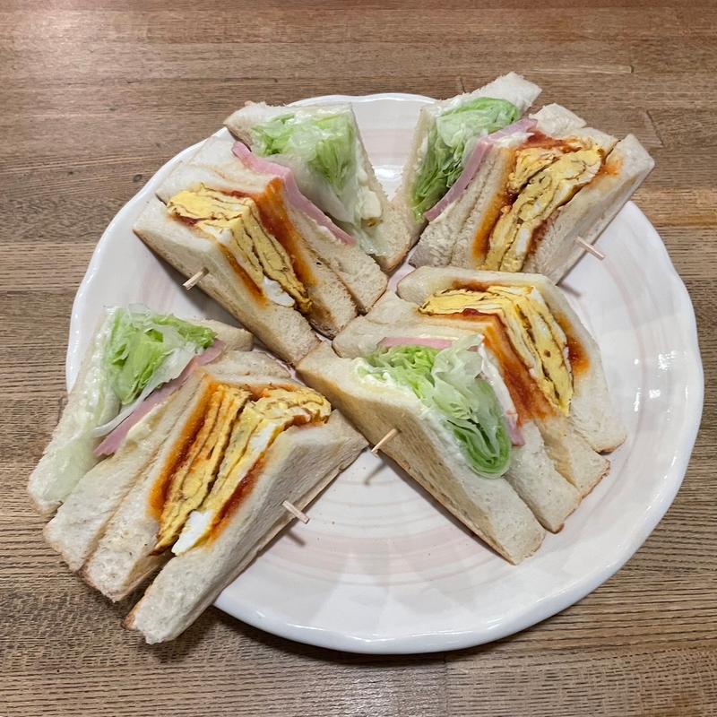 ミックス（ハム&タマゴ）トースト(喫茶デン)