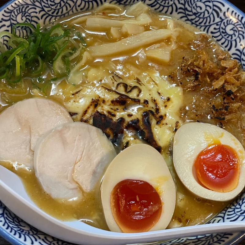 炙りチーズ味噌ラーメン(味玉入り)(麺匠なべすけ)
