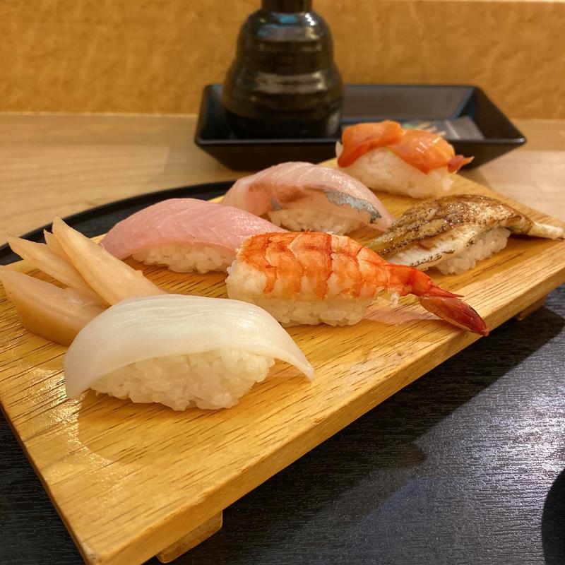 いか、海老、赤貝、穴子ほか(瑞雲 )