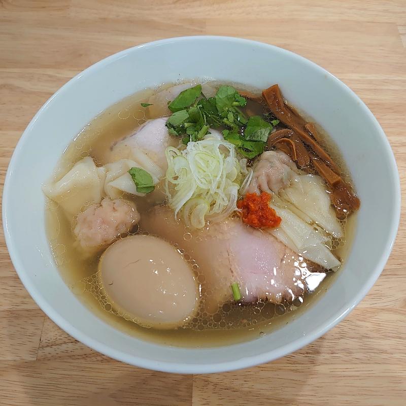 味玉MIXワンタン塩(地球の中華そば)