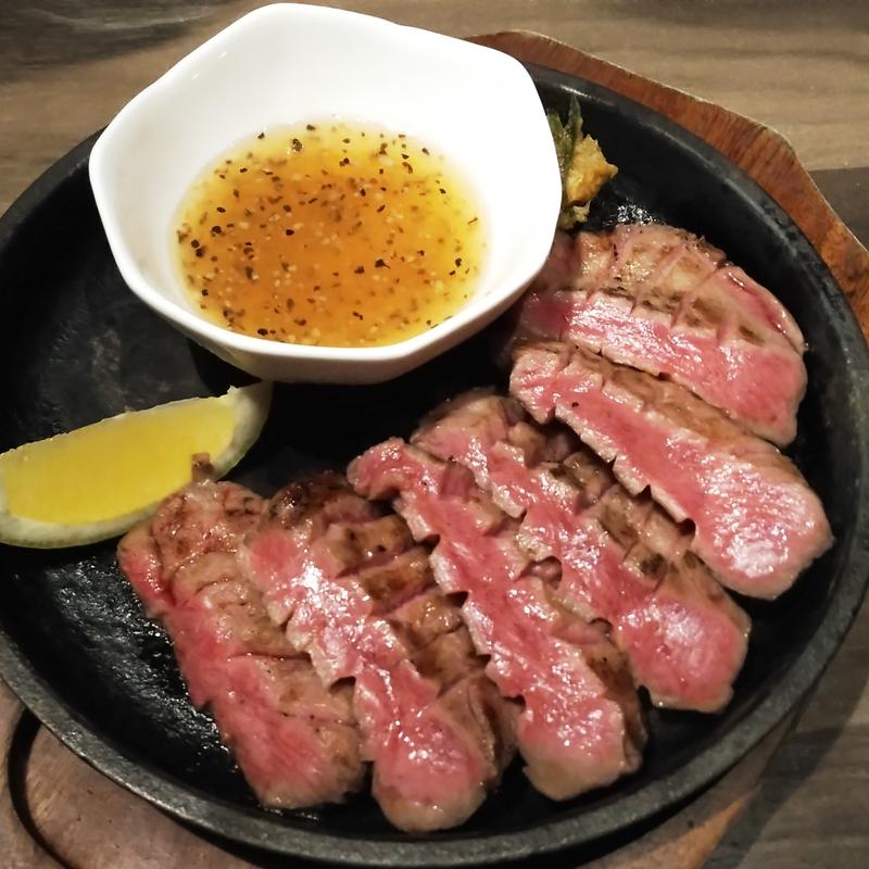 厚切り芯タンの炭火焼(牛タン ふかざわ 大井町店 )