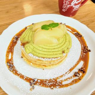 洋梨とピスタチオのクリームパンケーキ(オリジナルパンケーキハウス 新宿店)