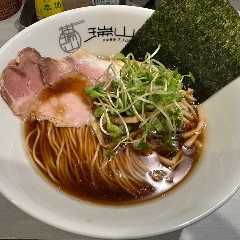 淡麗鶏出汁スープ醤油味(中華蕎麦 瑞山)