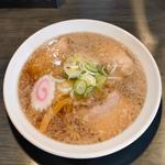 じとじとラーメン(和一 一平分店 （わいち）)