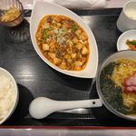 ピリ辛マーボー豆腐+ハーフセット