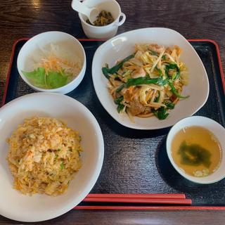 豚ニラ定食(昭和焼飯店)