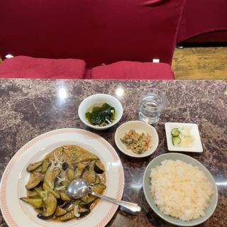 マーボーナス定食(パブレストラン 平安)