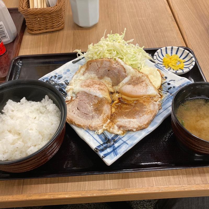 チャーシューエッグ定食(穴子・串焼・すし 酒場大穴（ダイアナ） 八重洲店)