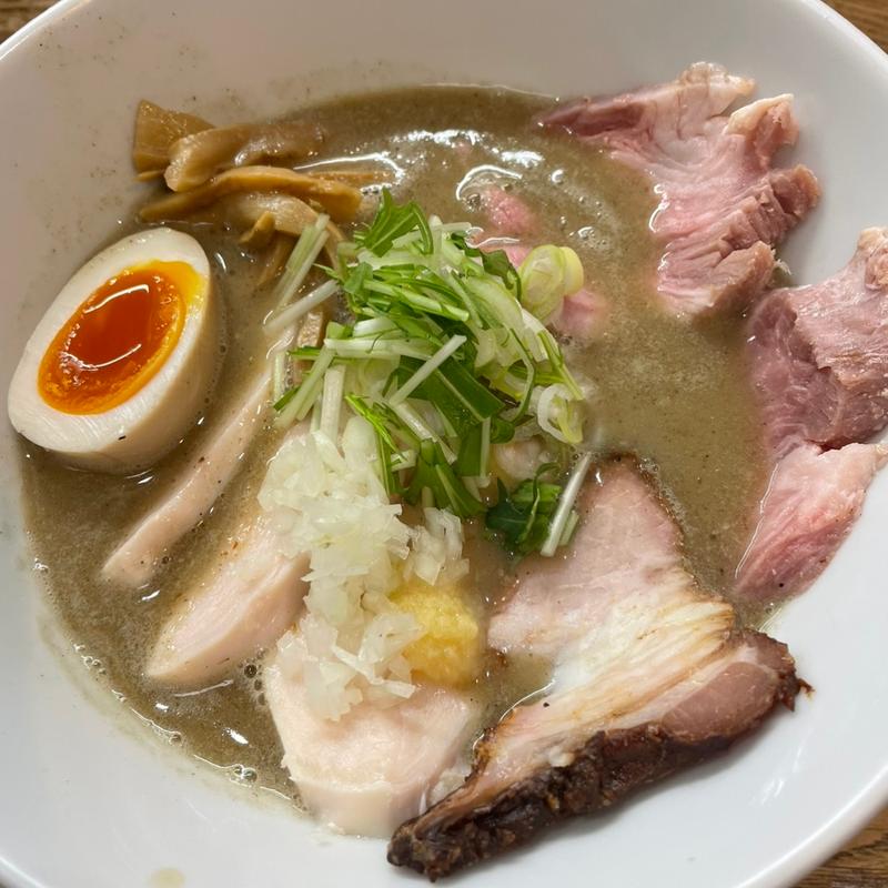 濃厚汐らぁ麺(麺屋 一八 （めんや・いっぱち）)